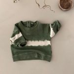 batik-sweater-thyme-guapoo