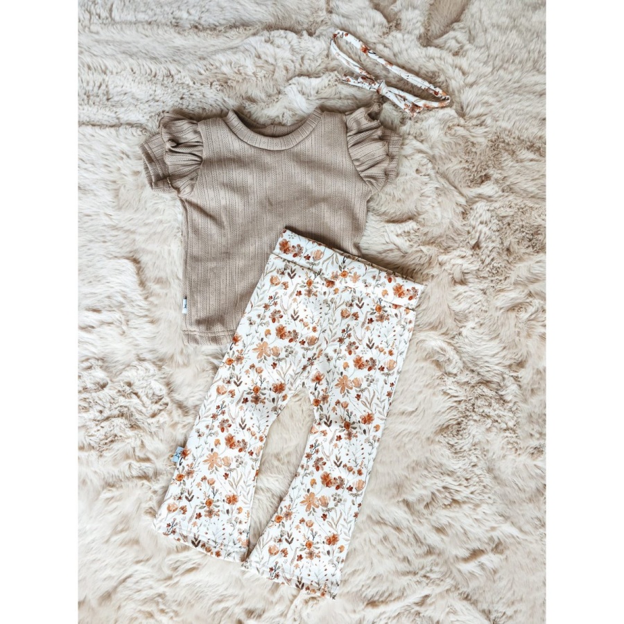 dried-flower-flared-pants