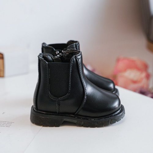 black boot low