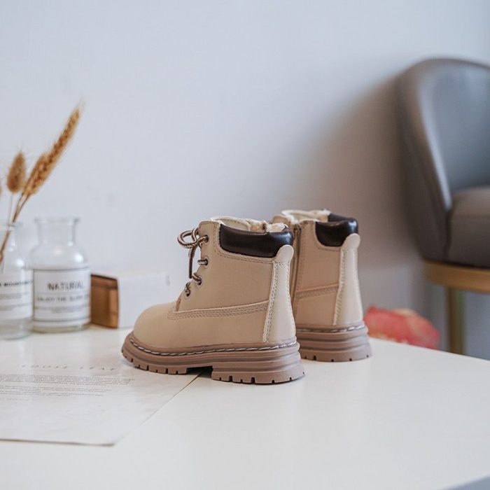 boots winter beige