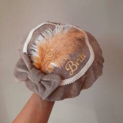 pietenmuts taupe strik beige met naam pietenmuts taupe strik beige met naam