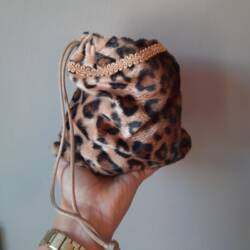 pepernotenzakje leopard velours pepernotenzakje leopard velours