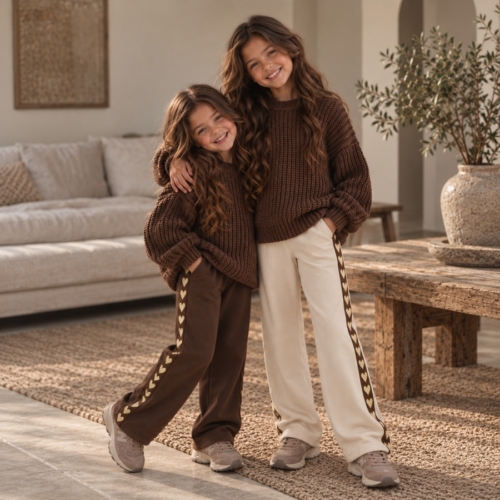joggers bruin beige met hartjes joggers bruin beige met hartjes