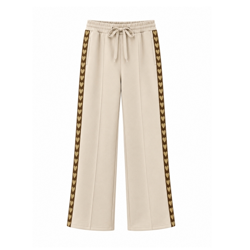 meisjes jogger beige met hartjes meisjes jogger beige met hartjes